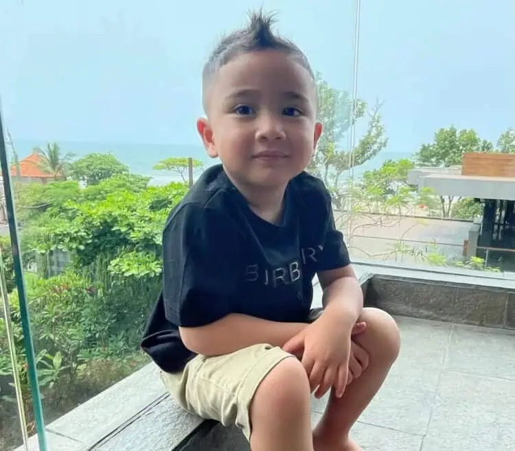 Ulang Tahun ke-3, Ini Kado Rayyanza Dari Raffi Ahmad