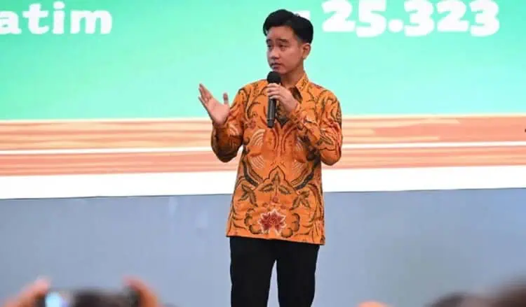 Tinjau Ulang Zonasi dan UN, Mendikdasmen Tampung Usulan Satu Bulan