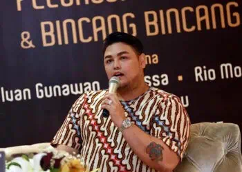 Terinspirasi Alam dan Budaya di Tahun Shio Ular Kayu, Ivan Gunawan Siapkan Karya Terbarunya