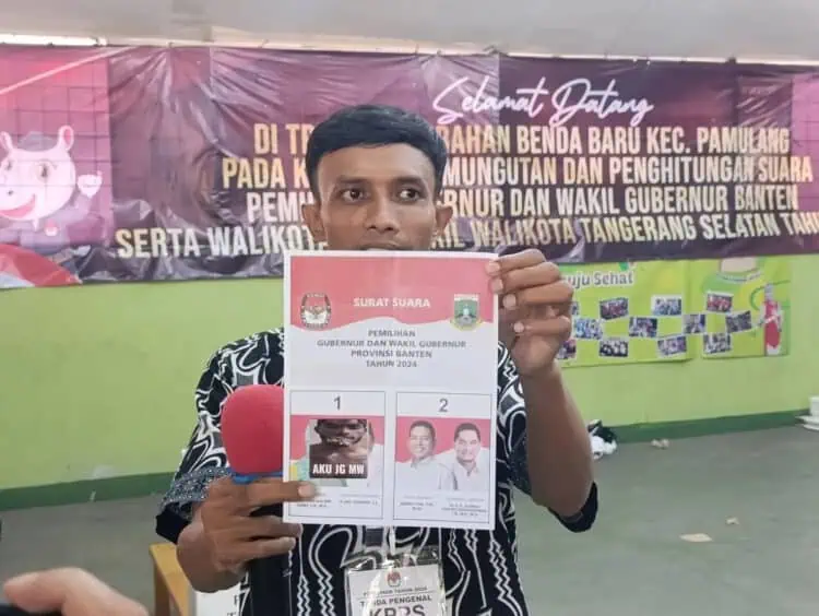 Penghitungan Suara PSU di Benda Baru, Surat Suara Airin-Ade Ditempel Stiker