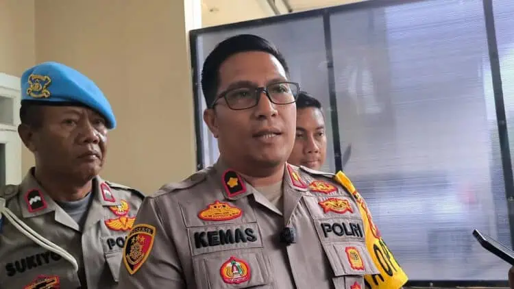 Sepeda Motor Mahasiswa di Ciputat Timur Direbut Begal Bersenjata Tajam