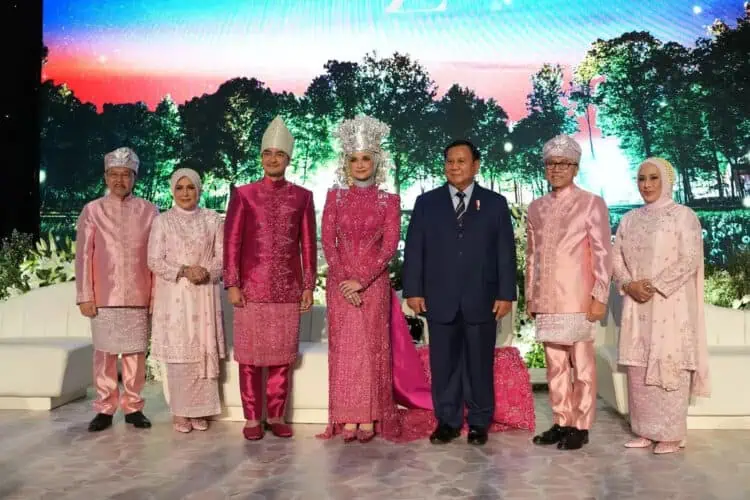Resepsi Pernikahan Zumi Zola dan Putri Zulhas, Di Hadiri Prabowo Subianto Hingga Jokowi