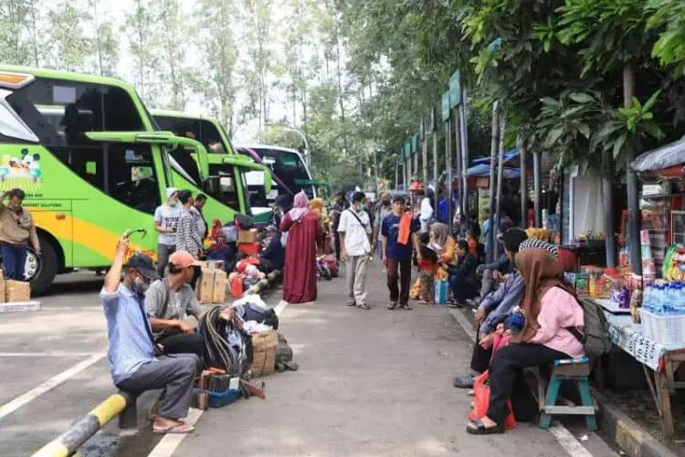 Jelang Nataru, Tiket Bus AKAP di Terminal Poris Plawad Melonjak