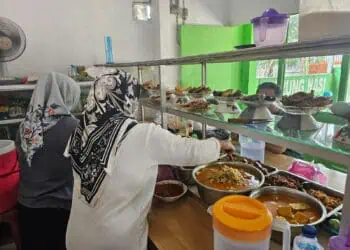 Wali Murid Keluhkan Anggaran MBG, Hanya Rp 10 Ribu Per Porsi