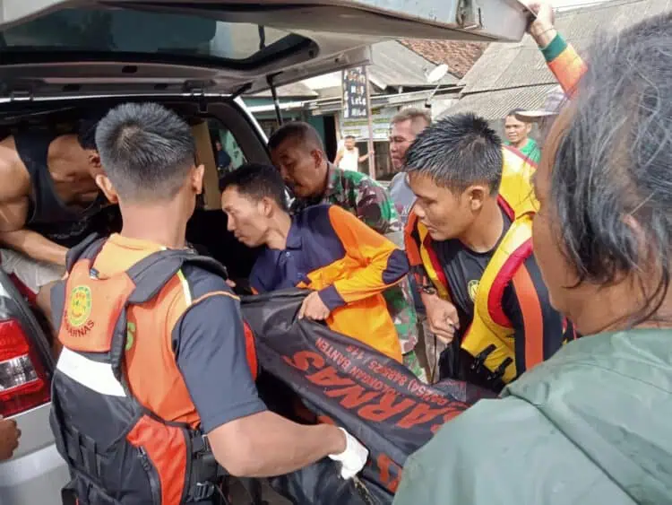Warga Cikeusik Pandeglang Yang Hanyut di Sungai Cangkore Ditemukan Tak Bernyawa