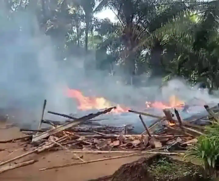 Rumah Ludes Terbakar, Sekeluarga di Cibitung Pandeglang Mengungsi