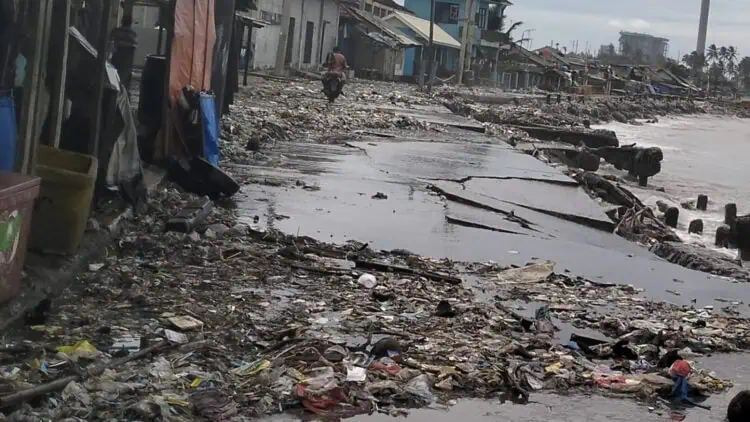 Atasi Bangli di Teluk, Sekda Pandeglang: Saya Segera Koordinasi Dengan DKP Banten