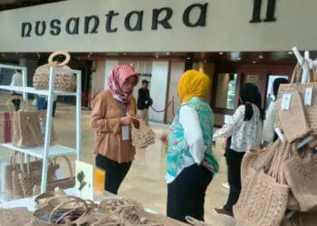 Promosikan Produk Kerajinan Tangan, Kades Tegal Maja Serang Ikuti Indonesia Opinion Festival 2024