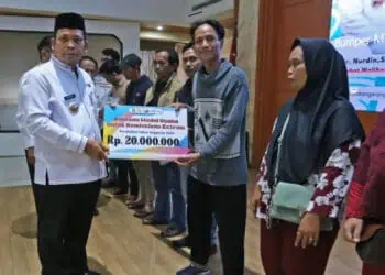 102 Warga Kota Tangerang Terima Bantuan Pengentasan Kemiskinan Ekstrem, Senilai Rp 20 Juta