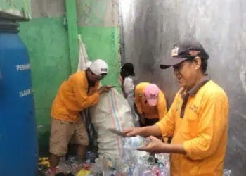 Bank Sampah Rompi Larangan Tambah Pemasukan Warga
