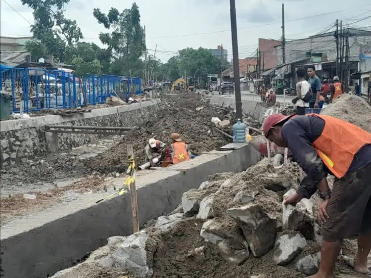 Penebangan Pohon di Kali Sipon Tuai Polemik, Ini Kata Pj Wali Kota Tangerang