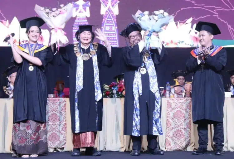 1.380 Mahasiswa UMN Tangerang Diwisuda