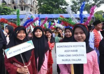 Meriahnya Pawai Taaruf Festival Assyabaab XIV Kota Tangerang