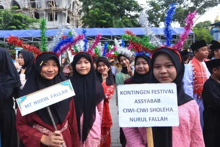 Meriahnya Pawai Taaruf Festival Assyabaab XIV Kota Tangerang