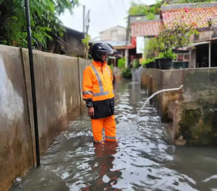 Puluhan Rumah Warga di Larangan Utara Terendam