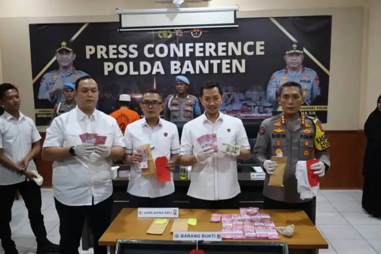 Ditreskrimum Polda Banten Amankan Pelaku Pengedar Uang Palsu