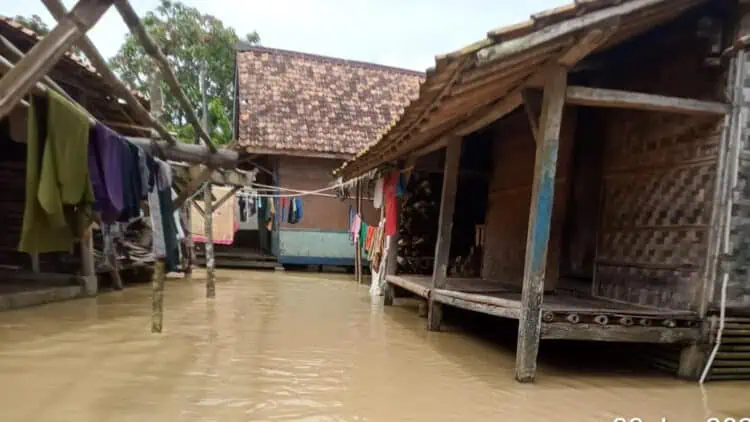 Diguyur Hujan Lebat, Desa Sumurbatu Pandeglang Terendam Banjir