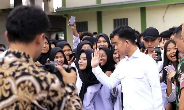 Kesekian Kalinya, Wapres Gibran Kembali Tinjau Pelaksanaan MBG di Kota Tangerang