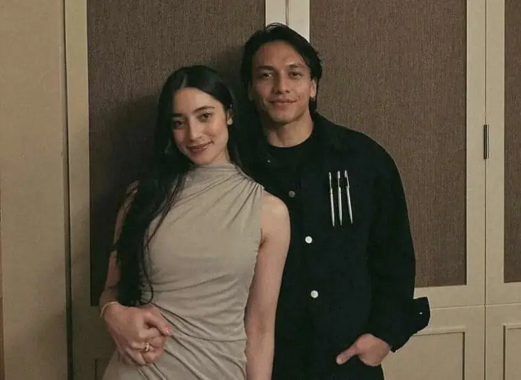 Mulai Go Public, Jefri Nichol dan Ameera Khan Pamer Kemesraan