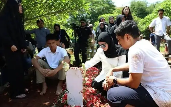 Ririn Ekawati Sangat Terpukul Atas Wafatnya Ibunda Ibnu Jamil