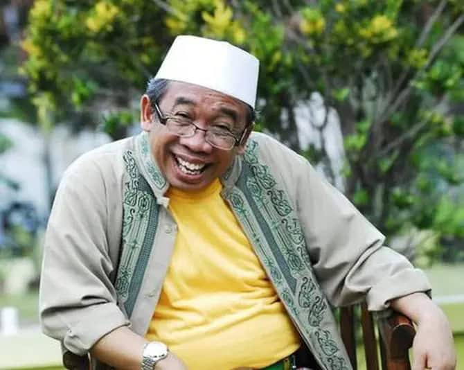 Nurul Qomar Meninggal Karena Kanker Usus