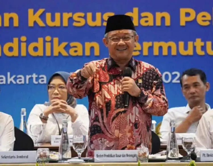 Siswa Berhak Dapat Pendidikan Sesuai Agamanya di Sekolah, Mendikdasmen Siap