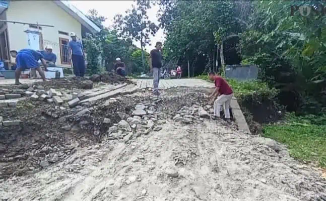 7 Rumah Serta Jalan Rusak Akibat Fenomena Tanah Bergerak di Lebak