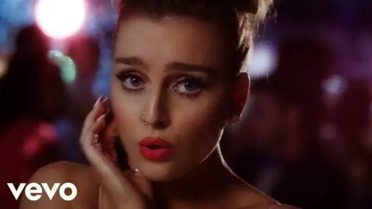 Lirik Lagu Love Me Like You - Little Mix