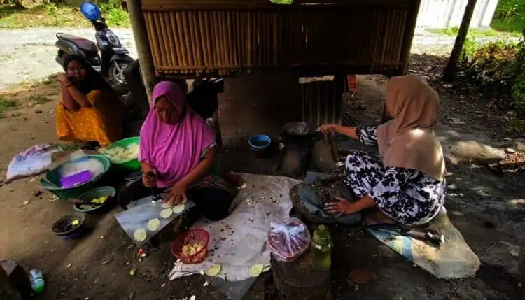 Emping Melinjo Lebak Berhasil Ciptakan Lapangan Kerja