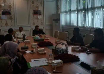 Direktur Jendral Peternakan dan Kesehatan Hewan (Dirjen PKH) Kementerian Pertanian (Kementan) RI, Agung Suganda, Rakor di Kantor Diskan Provinsi Banten, belum lama ini. (DOKUMEN/SATELITNEWS.COM)