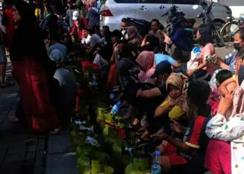 Temukan Pangkalan Jual Gas 3 Kg di Atas HET, Laporkan Berikut Nomor Aduannya