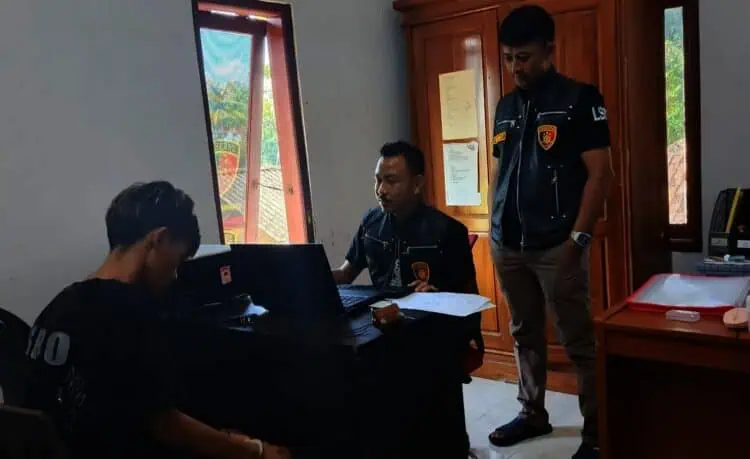 Pengedar Obat Terlarang Diamankan ke Mapolsek Panimbang Polres Pandeglang