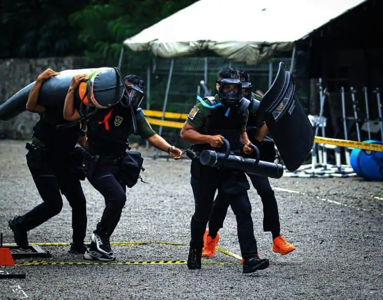 Ratusan Personel Polisi Bersaing di Ajang Brimob Challenge 2025