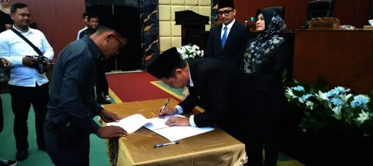 Estafet Kepemimpinan di Pandeglang Segera Berpindah, Bupati Irna Sampaikan Pesan Mengharukan