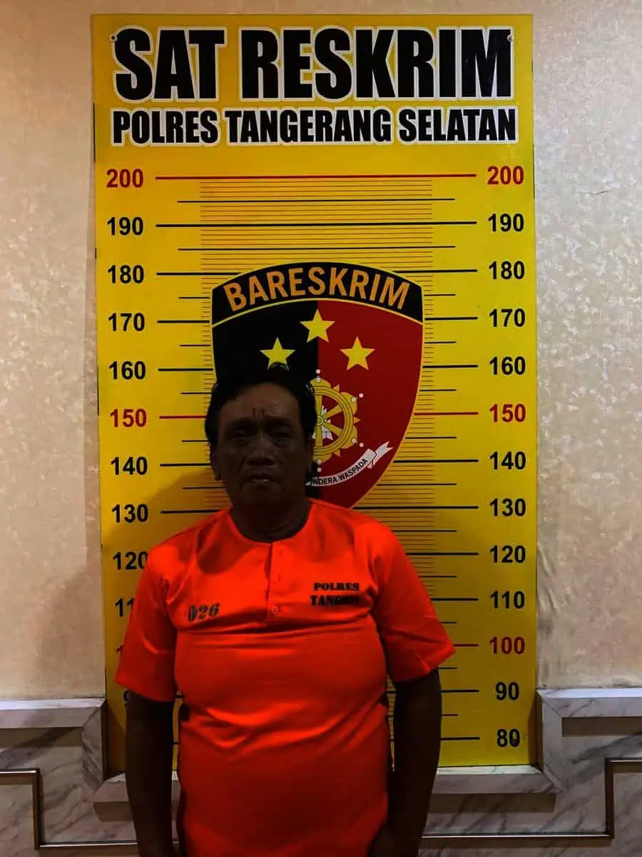 Polisi Tangkap Anggota Ormas Todongkan Senjata Tajam di Hadapan Murid TK di Tangsel Polisi Tangkap Anggota Ormas Todongkan Senjata Tajam di Hadapan Murid TK di Tangsel