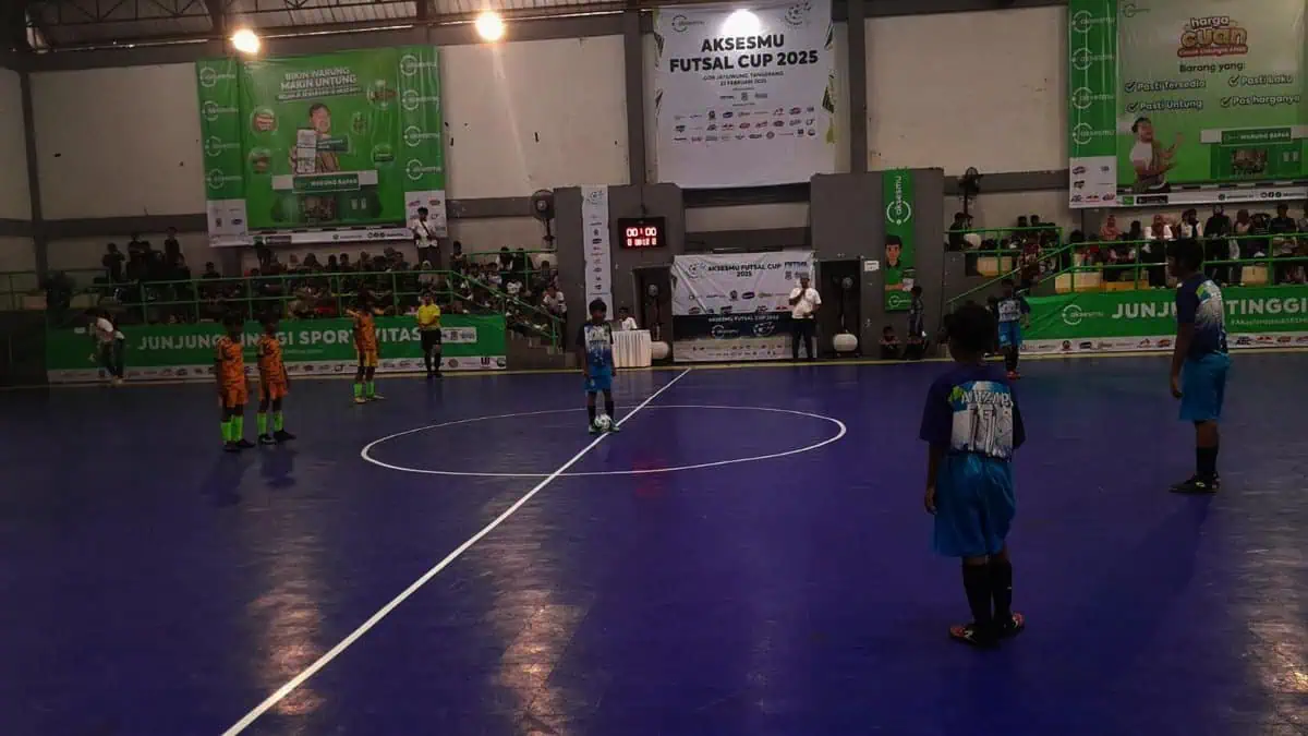 Aksesmu Gelar Kompetisi Futsal di Gor Jatiuwung Aksesmu Gelar Kompetisi Futsal di Gor Jatiuwung