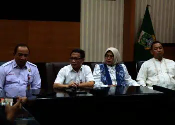 Jajaran pejabat Pemprov Banten, menggelar Rakor terkait efisiensi anggaran di tahun 2025. (ISTIMEWA)
