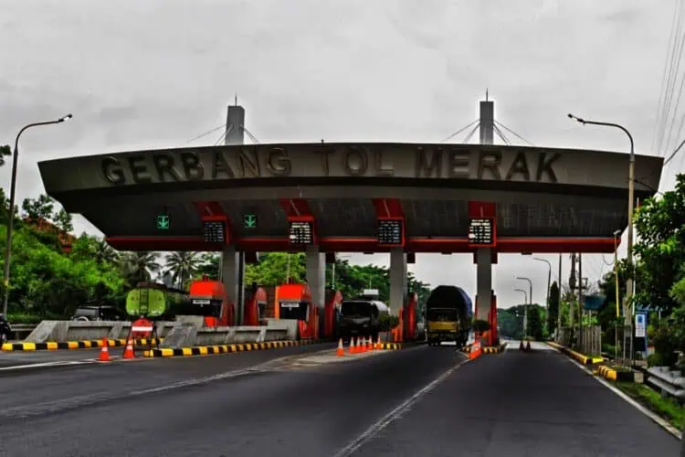 Pintu tol Tangerang - Merak. (ISTIMEWA)
