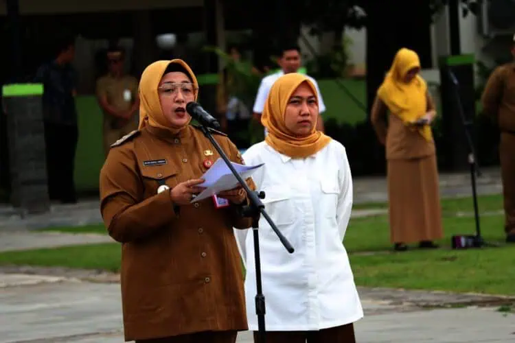 Pimpin Apel Perdana, Wabup Intan Ingatkan ASN Pemkab Tangerang Patuhi Jam Kerja di Bulan Ramadhan