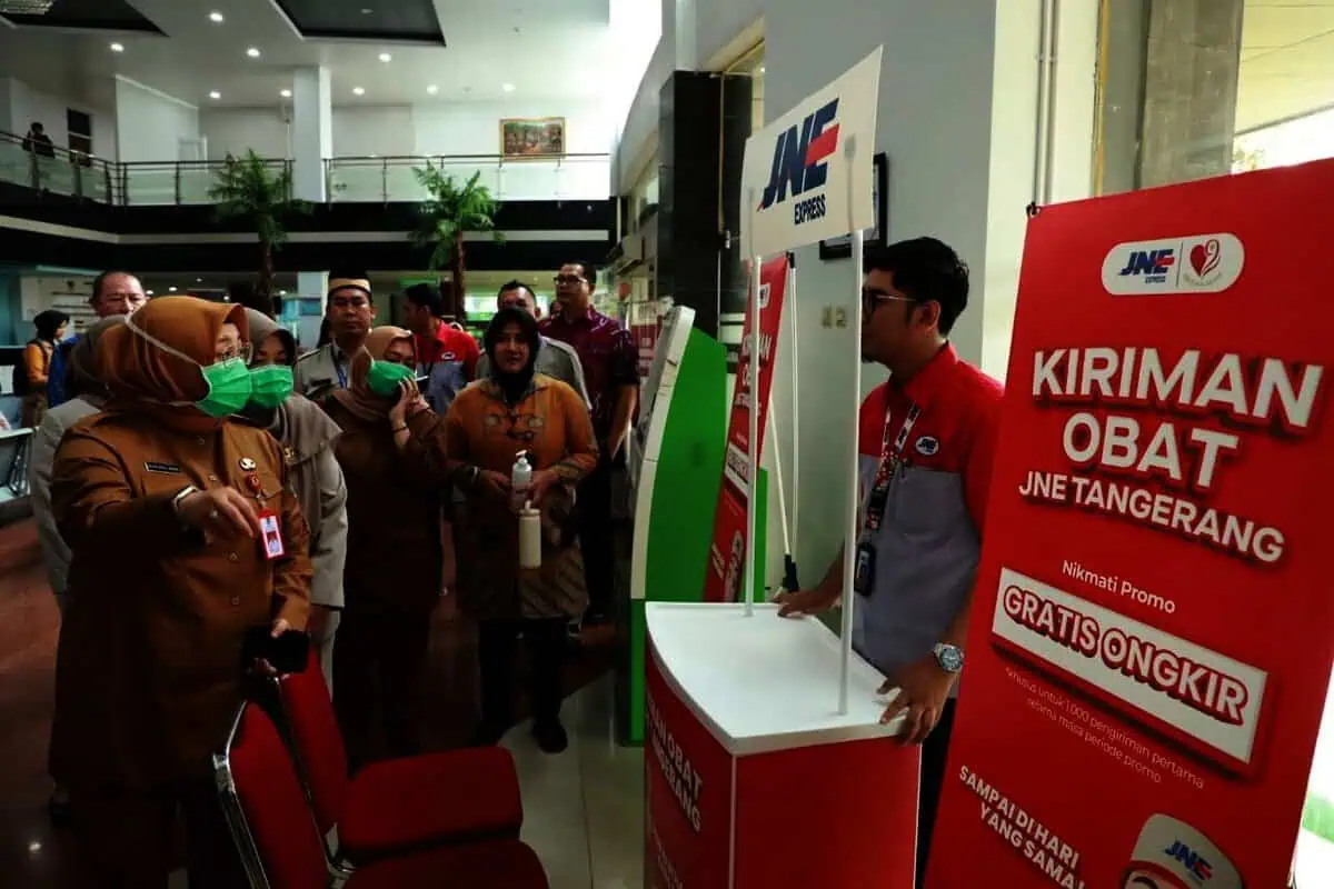 Wakil Bupati Tangerang Luncurkan Program Pengantaran Obat ke Rumah Pasien RSUD Balaraja Wakil Bupati Tangerang Luncurkan Program Pengantaran Obat ke Rumah Pasien RSUD Balaraja