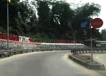 Rawan Kecelakaan, Pengendara Yang Melintasi Jembatan Goyang Lidah Harus Ekstra Hati-hati