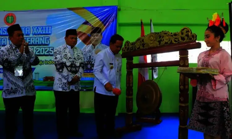 Bagio Dullah Komari Terpilih Secara Aklamasi Sebagai Ketua PGRI Kota Tangerang 2025-2030