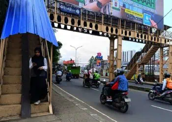 Sebulan Ditutup, JPO di Jalan Ir Juanda Ciputat Akhirnya Bisa Digunakan