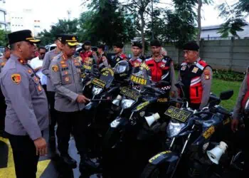 Jaga Keamanan Saat Bulan Ramadan, Polisi Cek Kendaraan Dinas Patroli