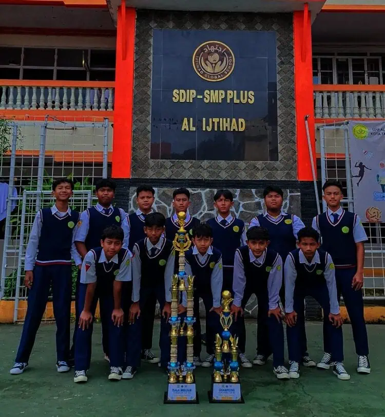 SMP Al-Ijtihad 1 Kota Tangerang Juara 1 Futsal se-Tangerang Raya dan Jakbar