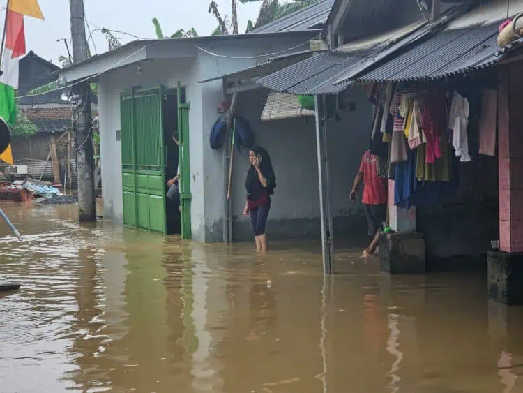 Cimanceuri Kembali Meluap, Warga Legok dan Pagedangan Kebanjiran