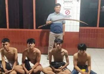 4 Pemuda Diamankan Polsek Ciputat Timur, Celurit 1,5 Meter Disita