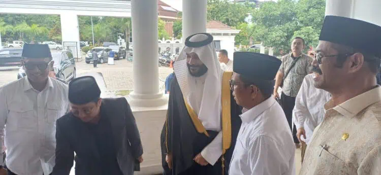 Imam Besar Syekh Abdurrahman Al Ausy Doakan Andra Soni Sukses Pimpin Provinsi Banten