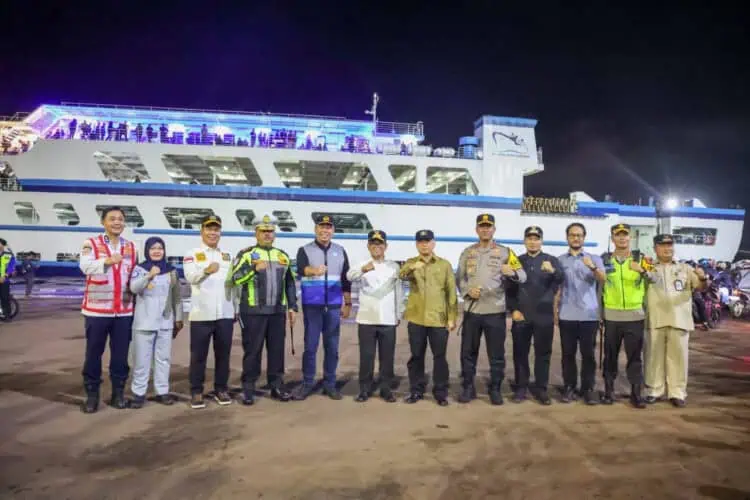 Pelabuhan Ciwandan Cilegon Kerahkan Empat Kapal Besar