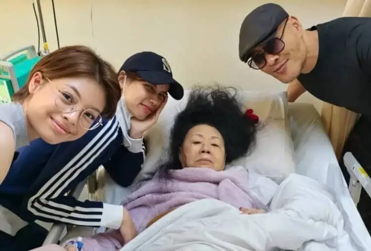 Ibunda Deddy Corbuzier Jatuh, Alami Pecah Bagian Kepala